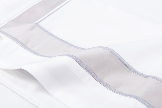 OEM হোয়াইট কটন ব্রোডারিড বালিশ কেস OEKO-TEX কিং সাইজ বালিশ কেস