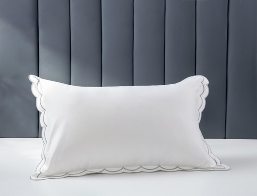 OEM হোয়াইট কটন ব্রোডারিড বালিশ কেস OEKO-TEX কিং সাইজ বালিশ কেস